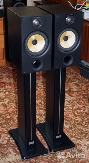 Акустические колонки Bowers Wilkins 685 S2