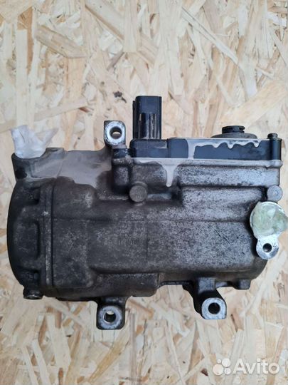 Компрессор кондиционера Lexus rx 88370-48021