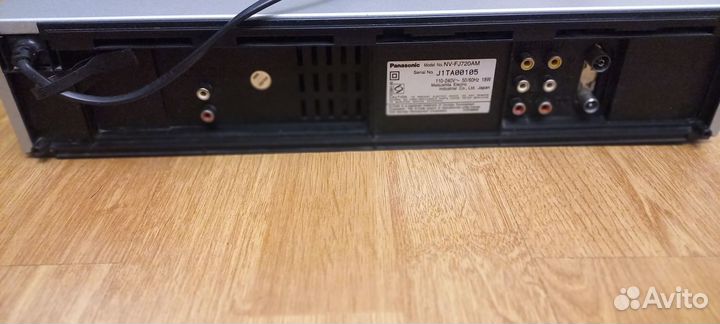 Видеомагнитофон Panasonic NV-FJ720 stereo svhs