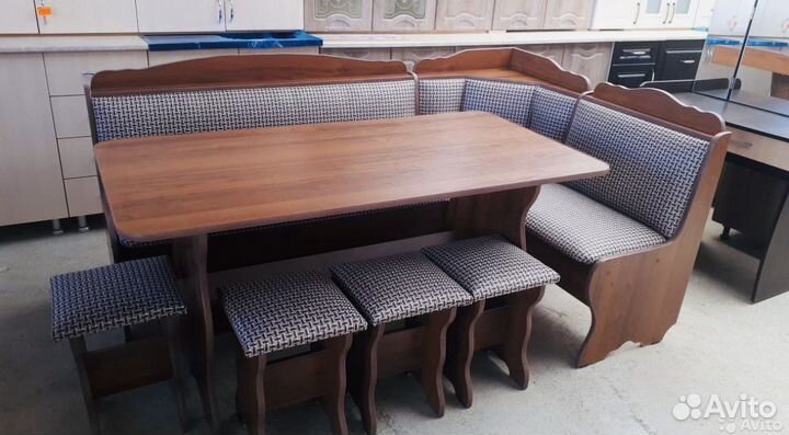 Кухонный уголок