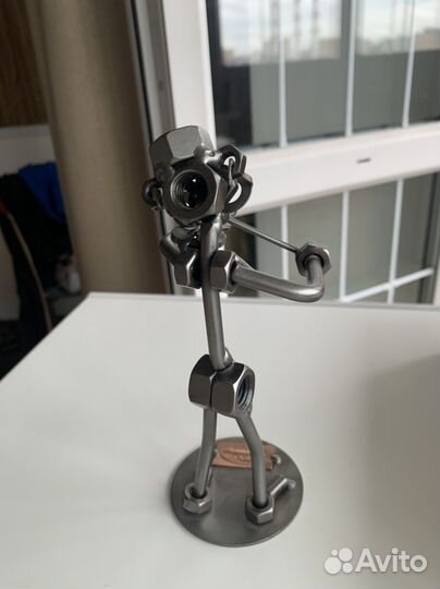 Фигурка металлическая скрипач