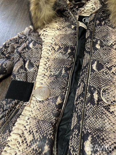 Пуховик зимний женский