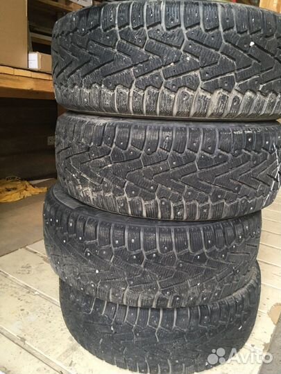 Pirelli Ice Zero 205/60 R16
