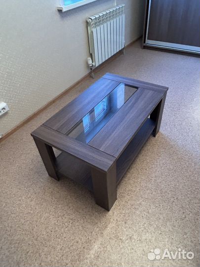 Журнальный столик