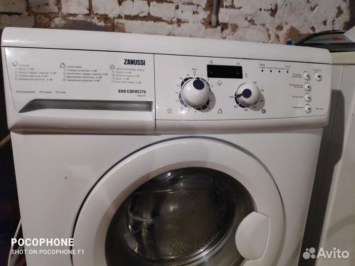 Стиральная машина Zanussi 6 кг