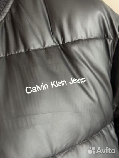 Бомбер куртка calvin klein