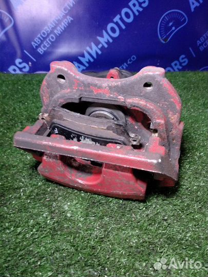 Суппорт тормозной задний правый Land Rover Range