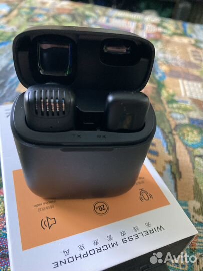 Микрофон петличный для айфон беспроводной TWS TWS1