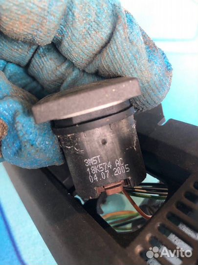 Накладка декоративная 4M5113D734DB