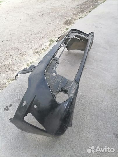 Передний бампер camry 55