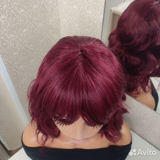 Парик из натуральных волос волнистый