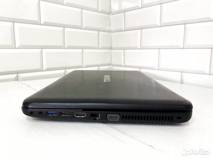 Ноутбук Toshiba Satellite C850