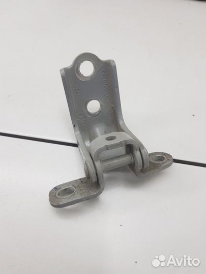 Петля двери передняя правая нижняя