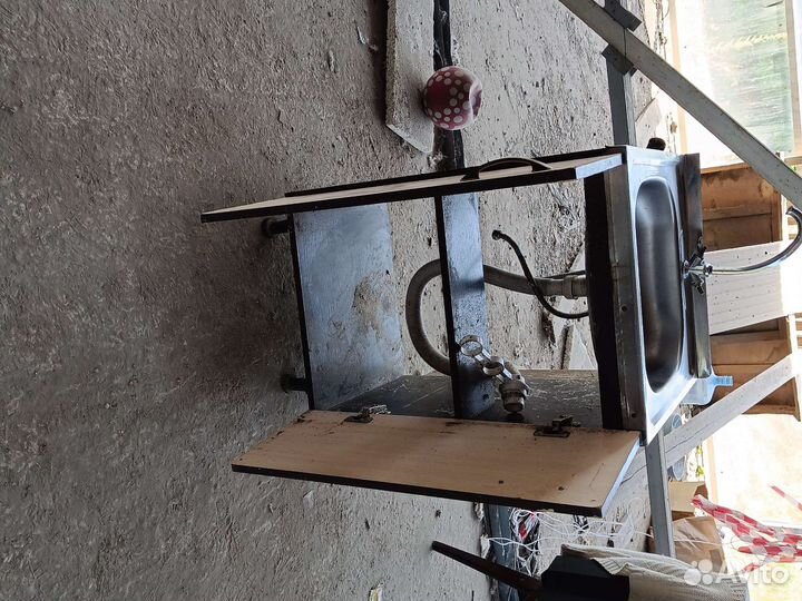 Тумбочка шкаф для кухни /мойка нержавеющая кухня