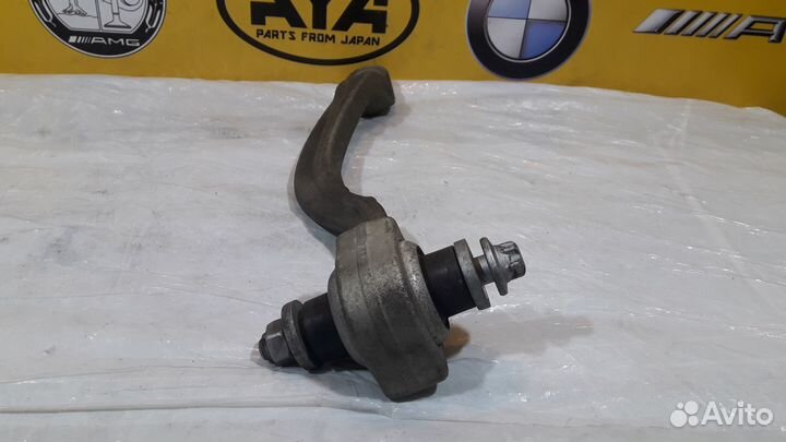 Рычаг поперечный передний правый Mercedes W212