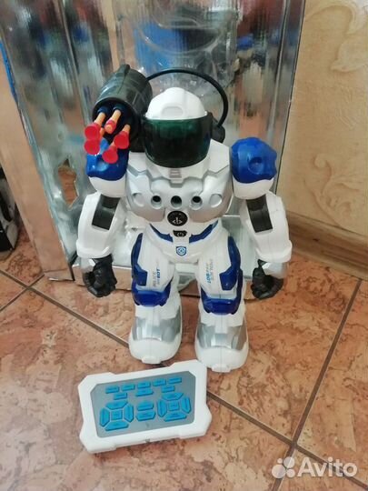 Робот пультовод