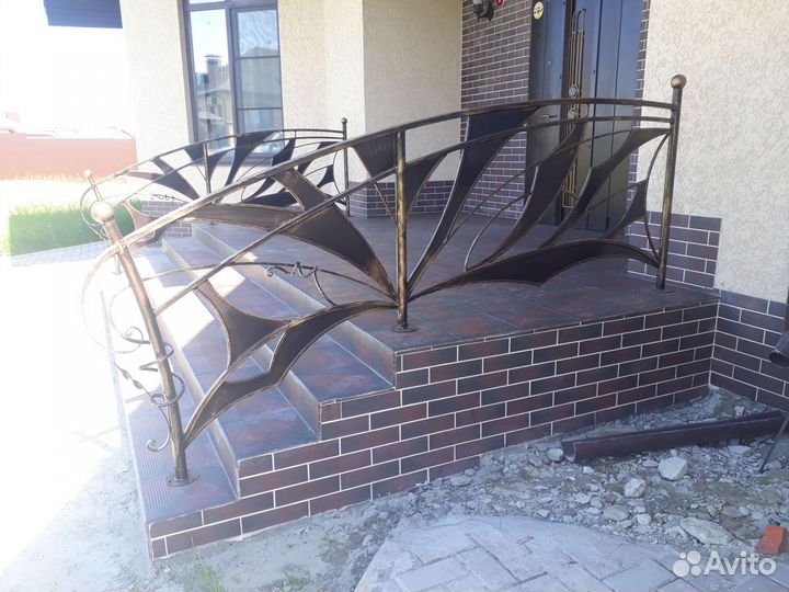 Крыльцо.перильное ограждения