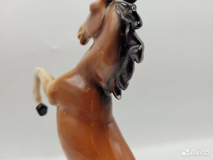 Статуэтка Конь на дыбах фарфор Grafenthal Германия