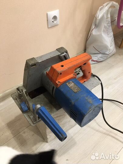 Пила электрическая