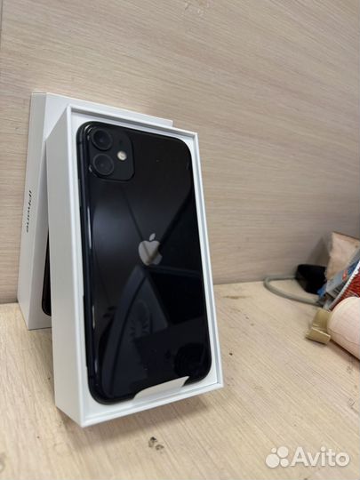 iPhone 11, 128 ГБ