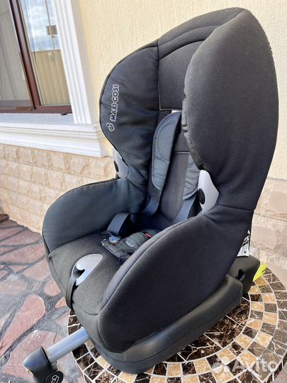Автокресло maxi cosi priori