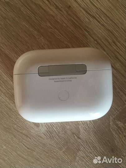 AirPods Pro кейс a2190 оригинальный, только кейс