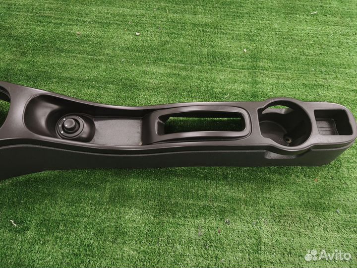 Центральная консоль Renault duster 1