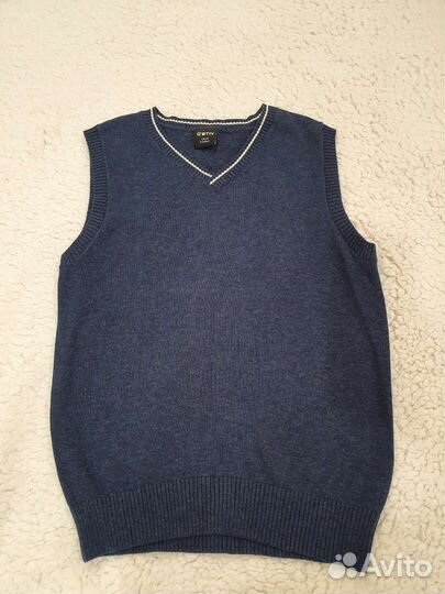 Жилетка для мальчика школьная 134 ostin