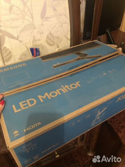 Монитор samsung