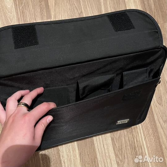 Сумка для ноутбука + беспроводная мышка в подарок