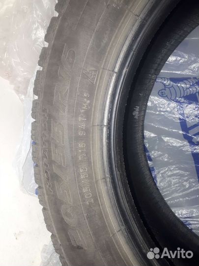 Pirelli Ice Zero 205/55 R16