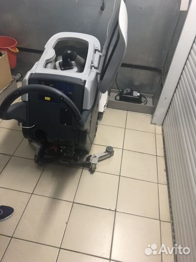 Поломоечная машина Nilfisk BA 531D