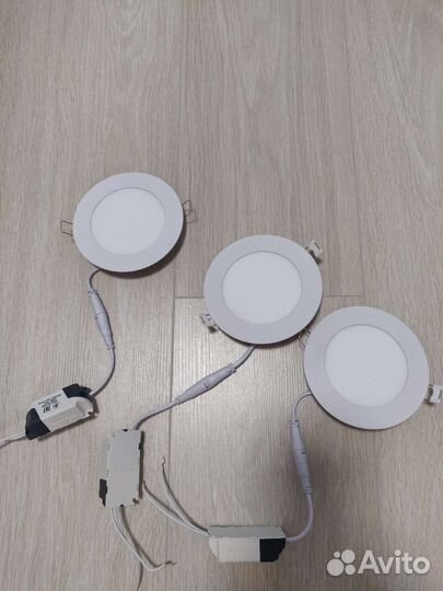 Светильник потолочный встраиваемый
