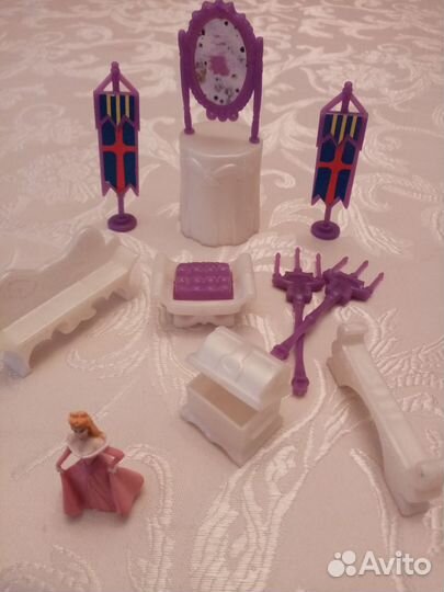 Игрушка Замок с принцессами