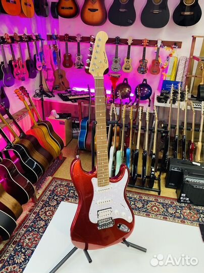 Электрогитара Caraya Новая