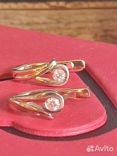 Золотые серьги 585 с бриллиантами