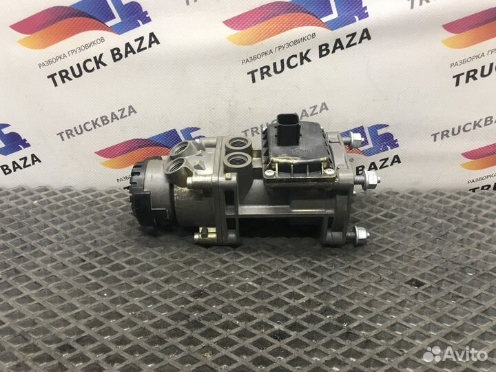 0044311506 Главный тормозной кран