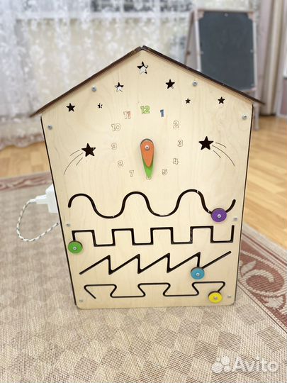 Бизиборд домик