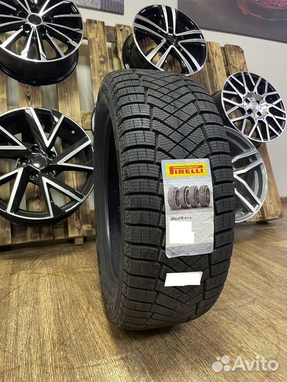 Pirelli Ice Zero FR 265/65 R17 116H