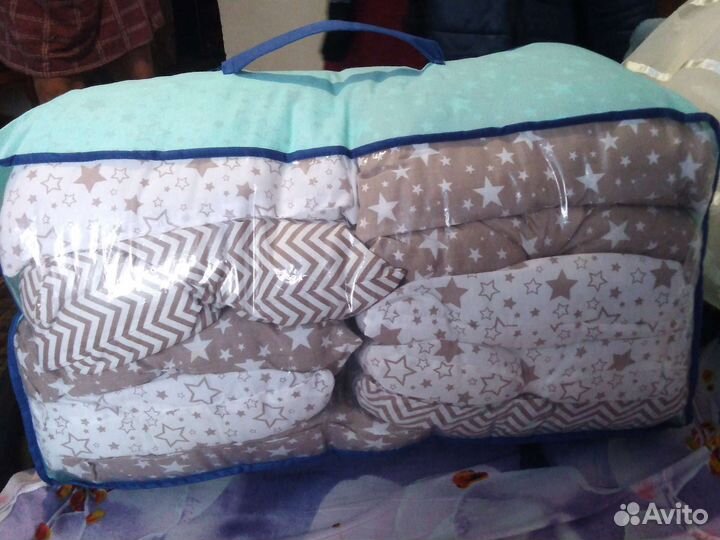 Бортик в кроватку новые