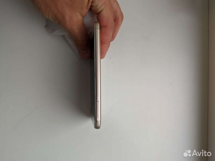 Телефон Xiaomi redmi 4x