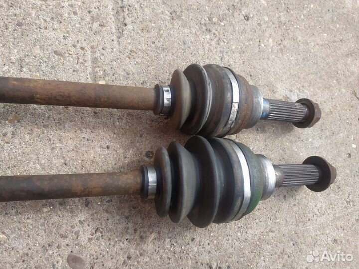 Привод задний правый Subaru Legacy BG5