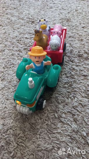 Детский трактор с прицепом и животными