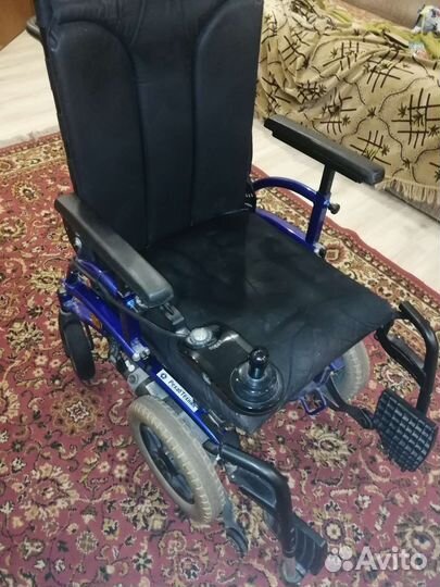 Инвалидная коляска с электроприводом бу
