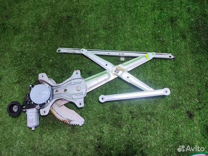 Стеклоподъемник задний левый Daihatsu Terios 2009