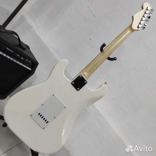 Электрогитара новая с хамбакером Stratocaster