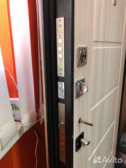 Дверь входная