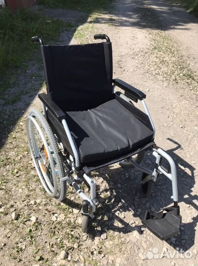 Коляска инвалидная