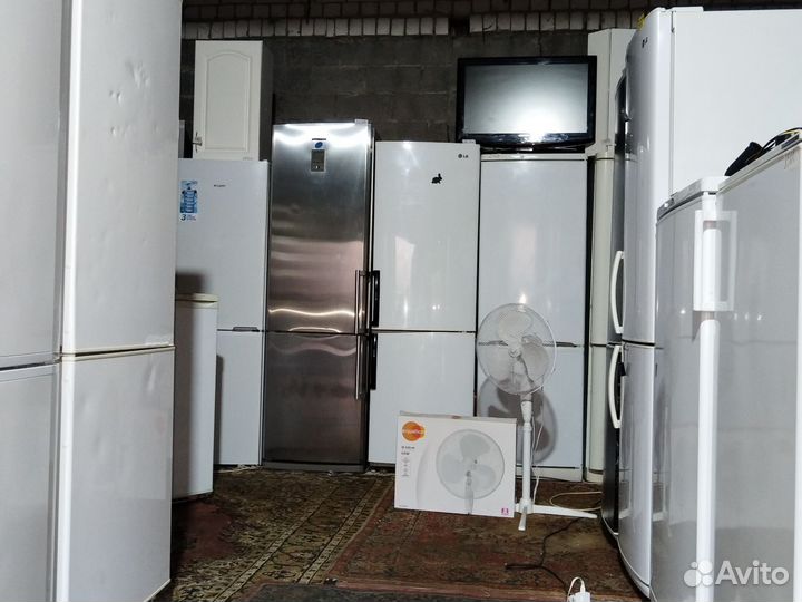 Холодильник бу. Склад мебели бу