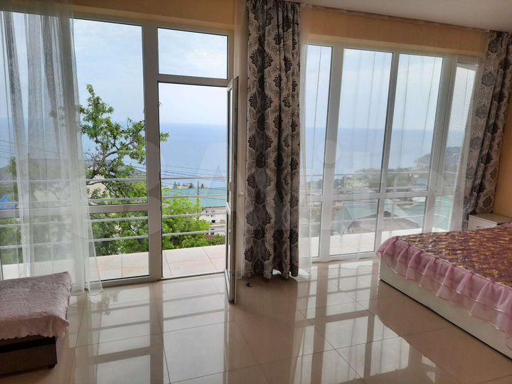 Квартира-студия, 40 м², 2/2 эт.